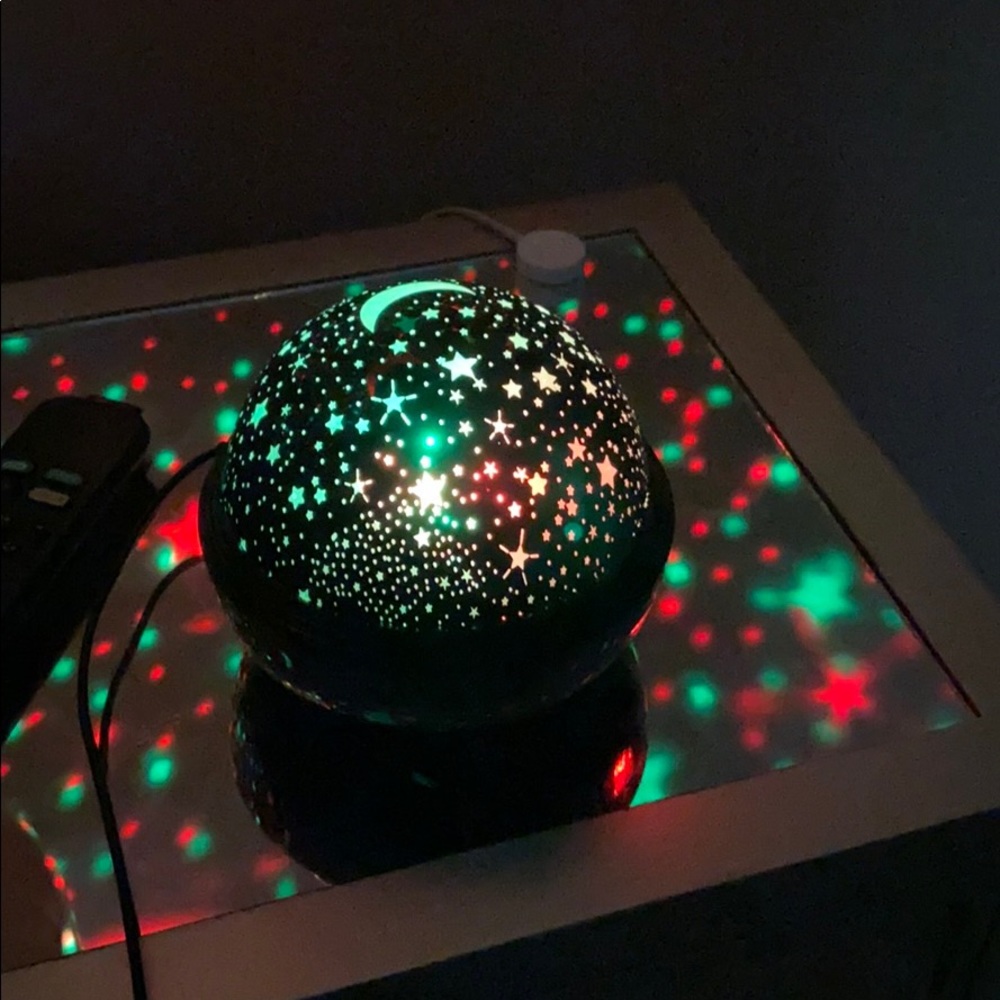 Star nighttime projector